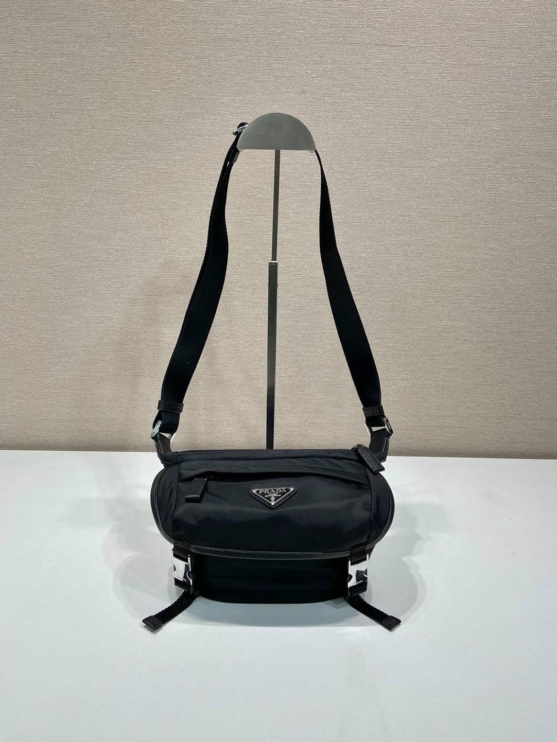 025Series-Messenger Bag